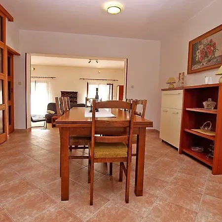 Apartments Prostin 70 Lägenhet