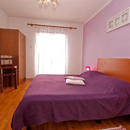 Apartments Prostin 70