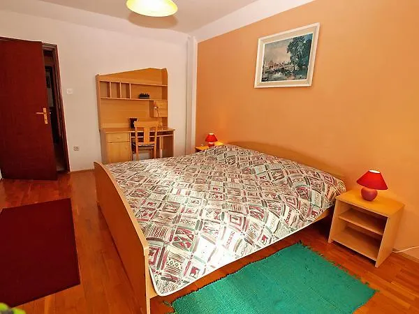 Apartman Prostin 70 *