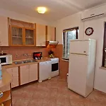 Apartamento Prostin 70 *