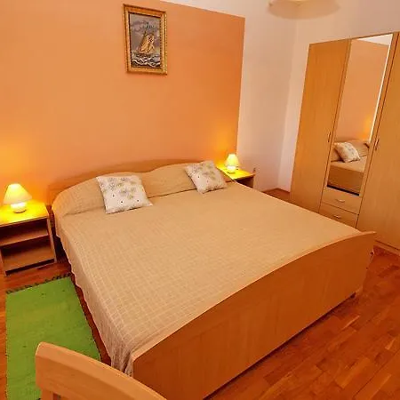 Apartments Prostin 70 Apartman *
