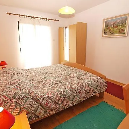 Apartments Prostin 70